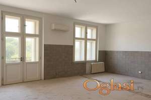 Prodajemo salonski stan kod Vuka, 135m2, Vojvode Bogdana